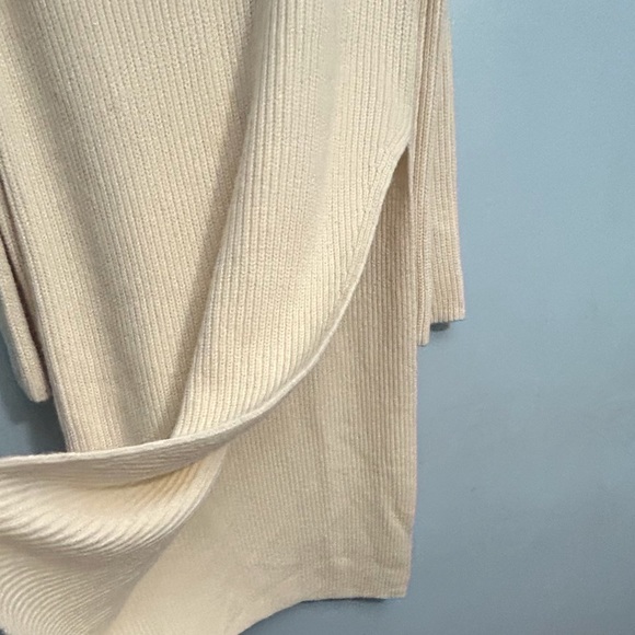 ZARA SWEATER DRESS - Picture 5 of 15